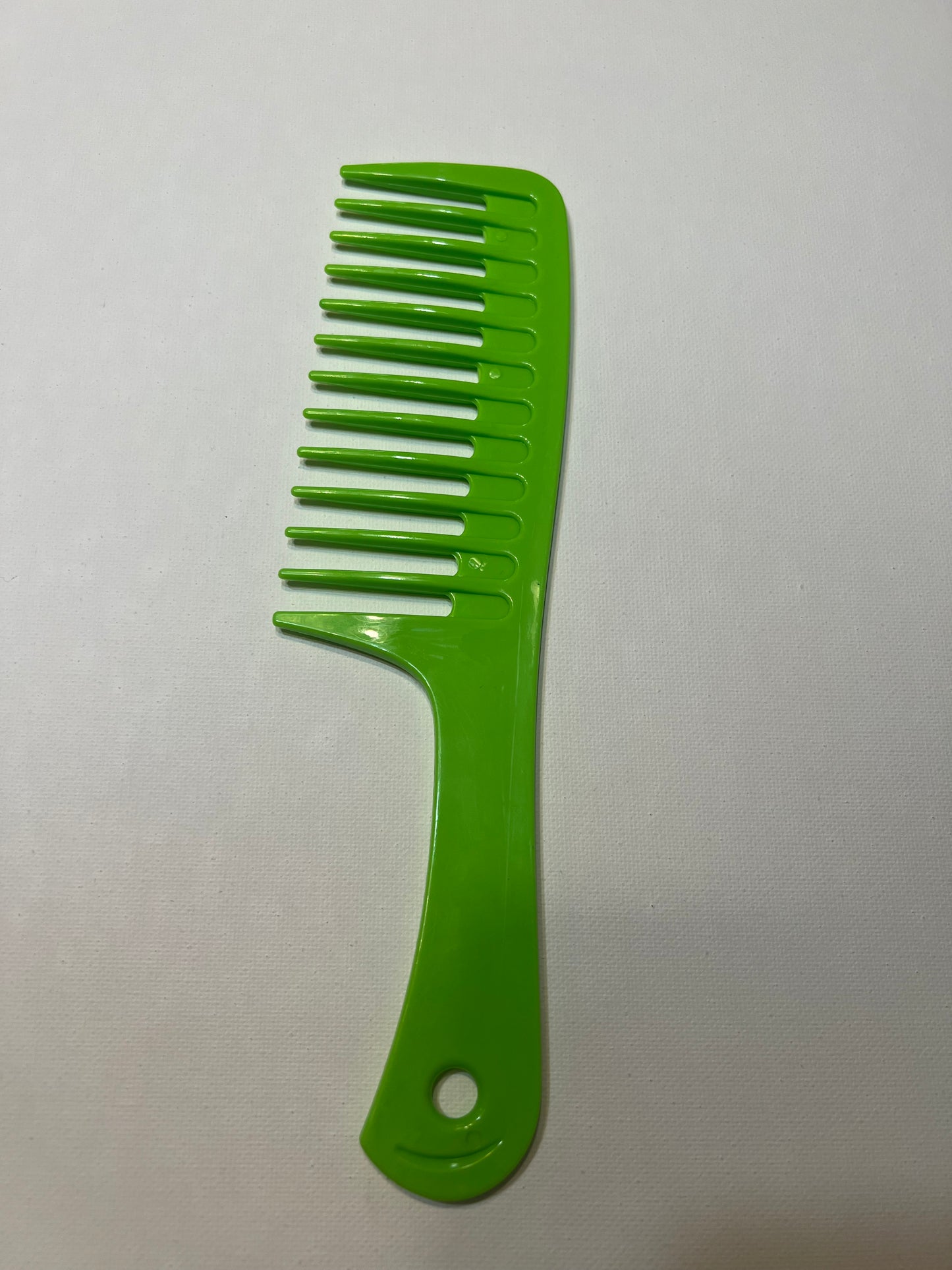 2 pack Wide tooth combs Great for detangling Reduce hair breakag For all hair types